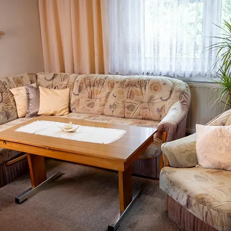 & Zum Waldblick Lauchhammer