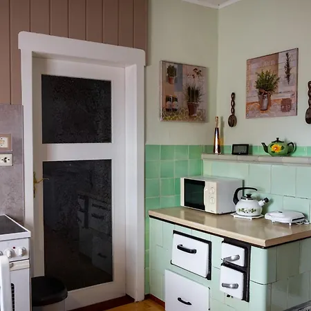 & Zum Waldblick Apartment